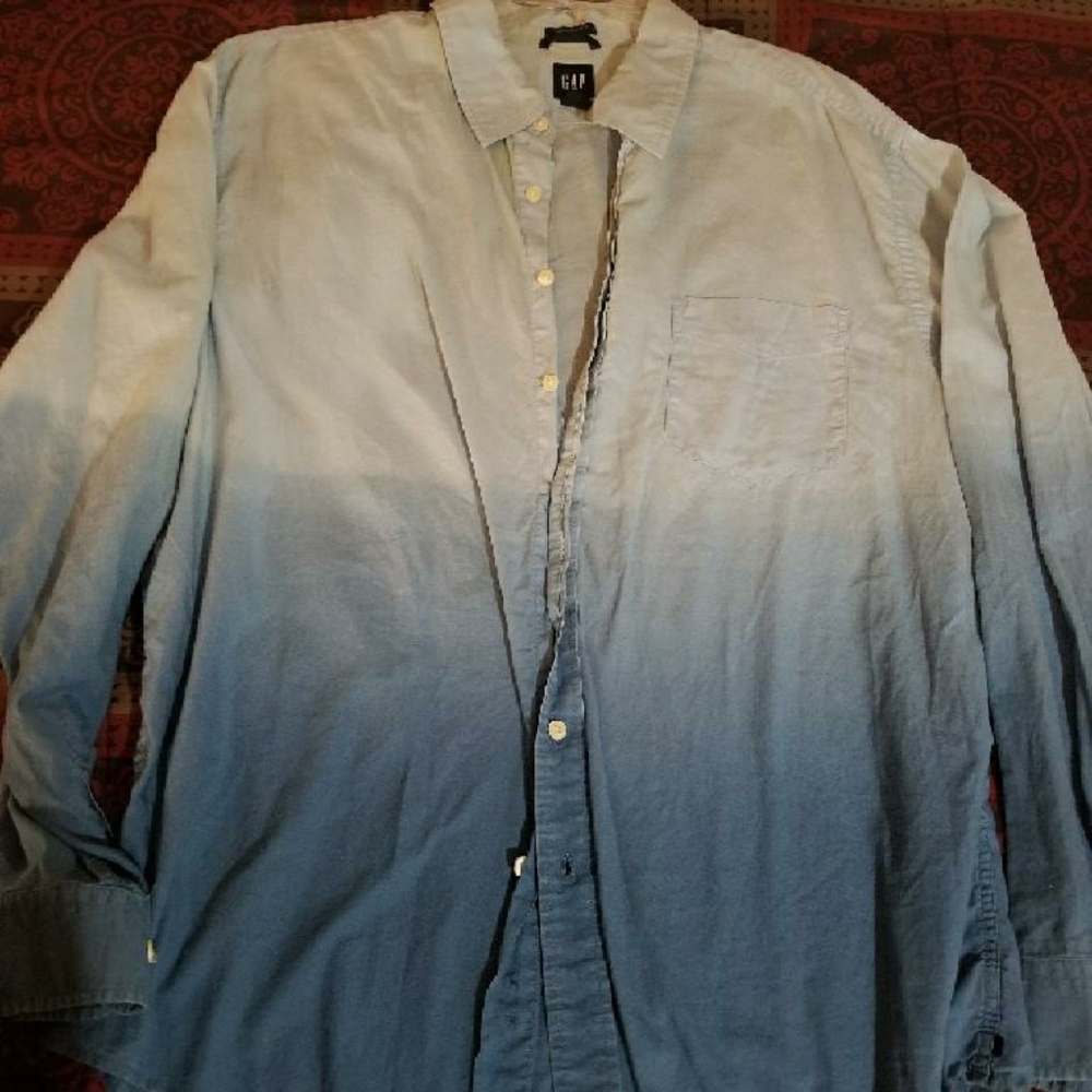 Gap men's ombre button up. Make me an offer!